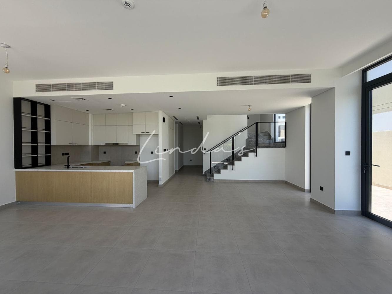 Bright and Spacious Unit | Near to Park and Pool