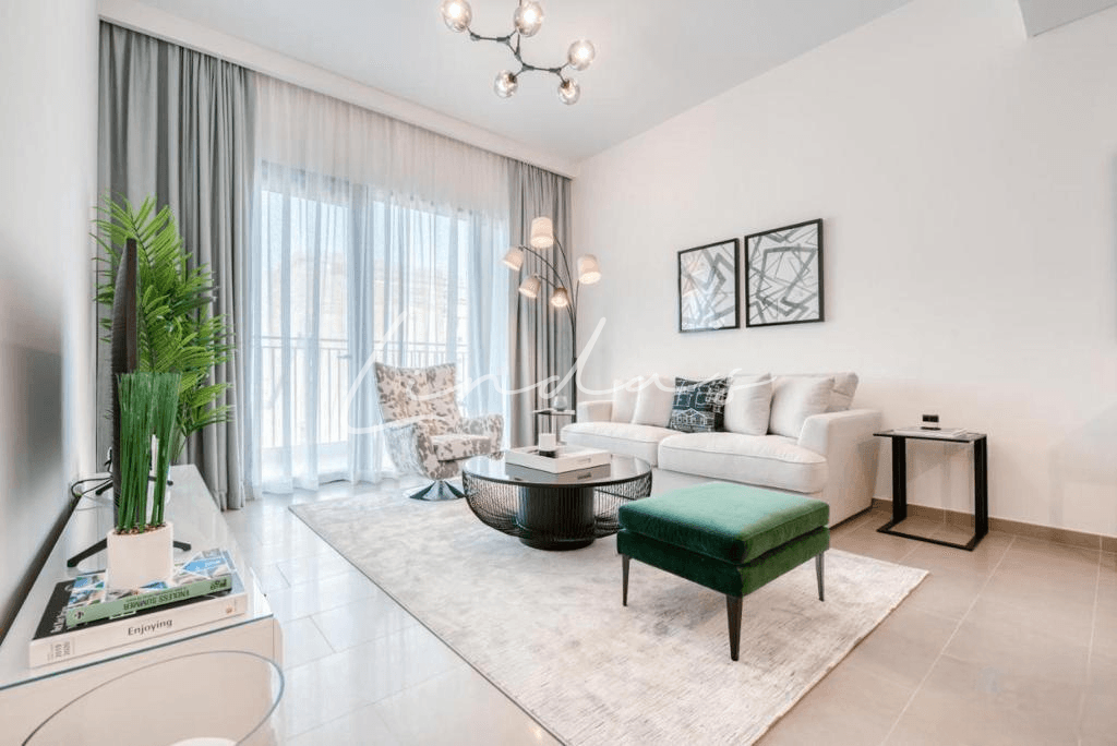 Mid floor | Furnished | Vacant now