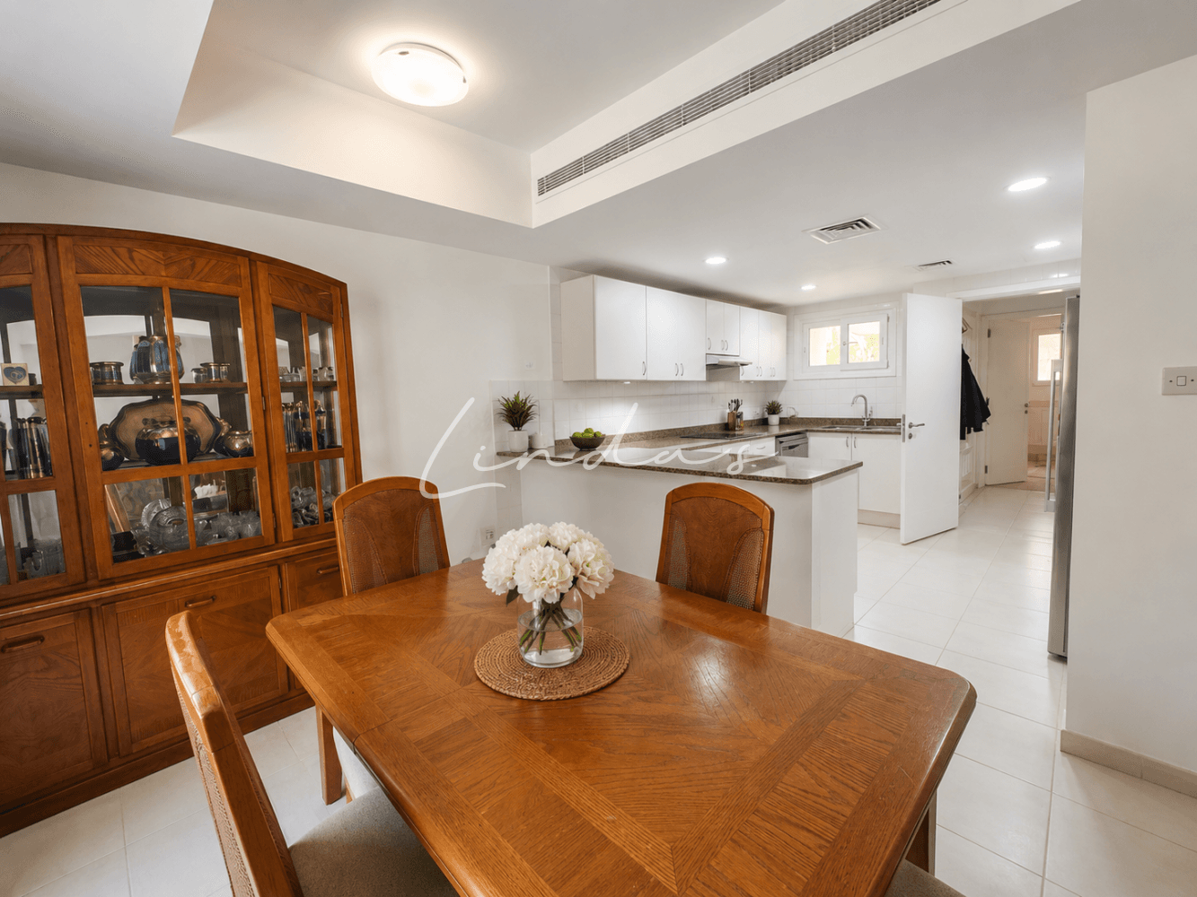 Spacious Layout | Next to the park | 3 beds
