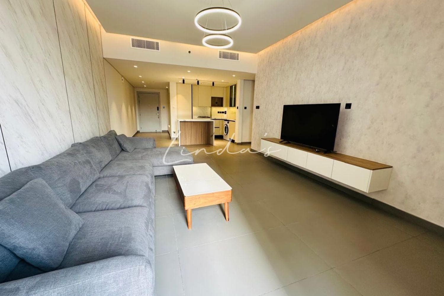 Furnished | Upgraded | Vacant | Ready to Move