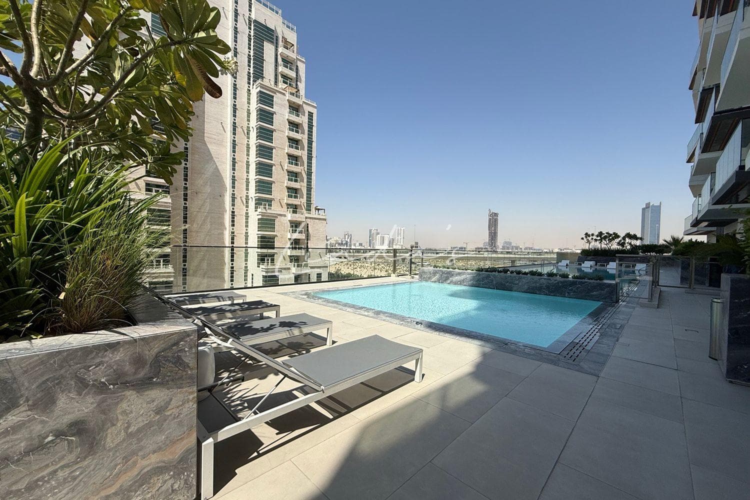 Bright Jvc | Great amenities | central location