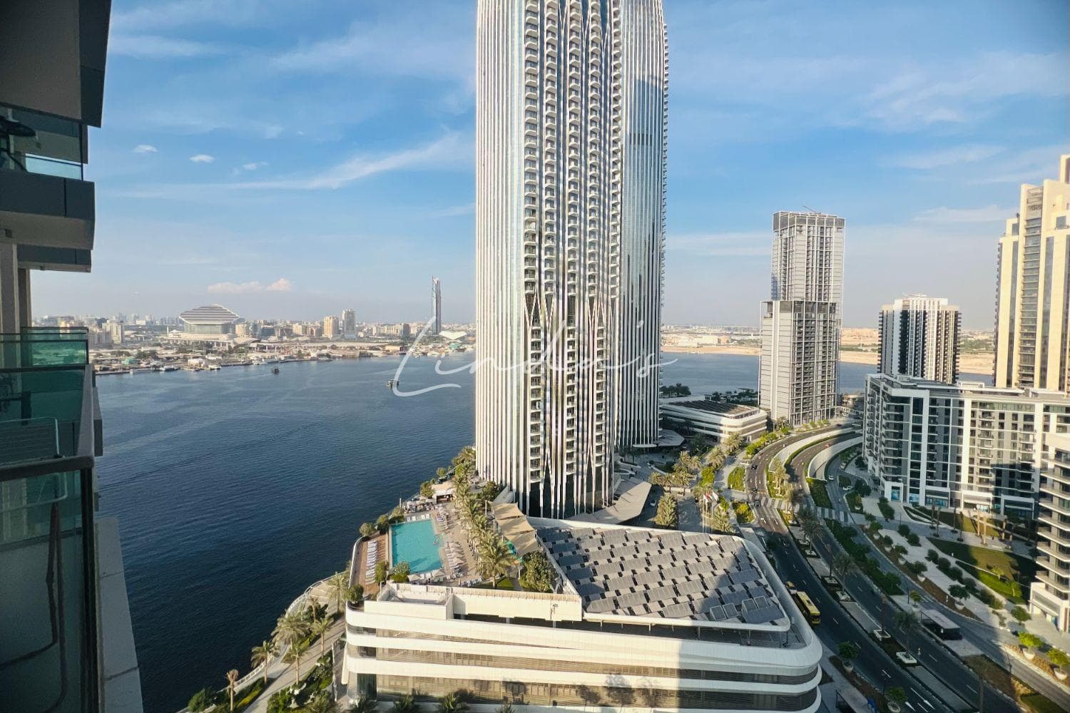 Modern | Spacious Layout | Panoramic View