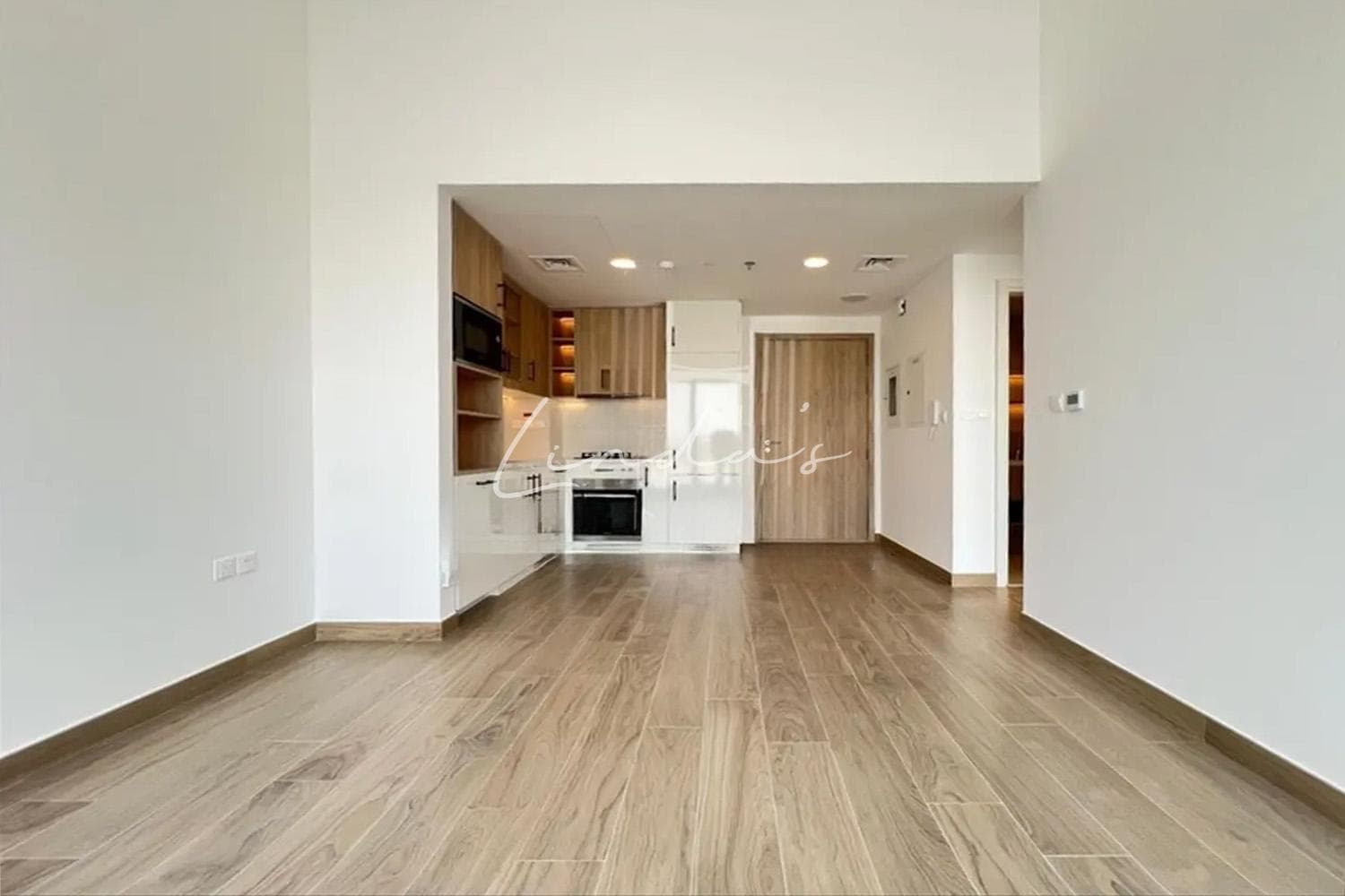 Vacant now | Modern Living | Low Floor | Elegant