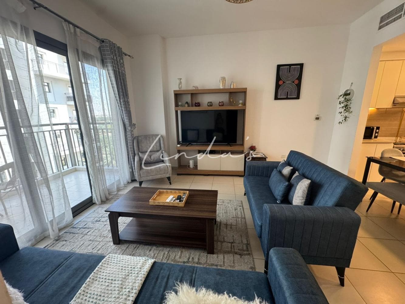 Fully furnished | Well maintained | Available