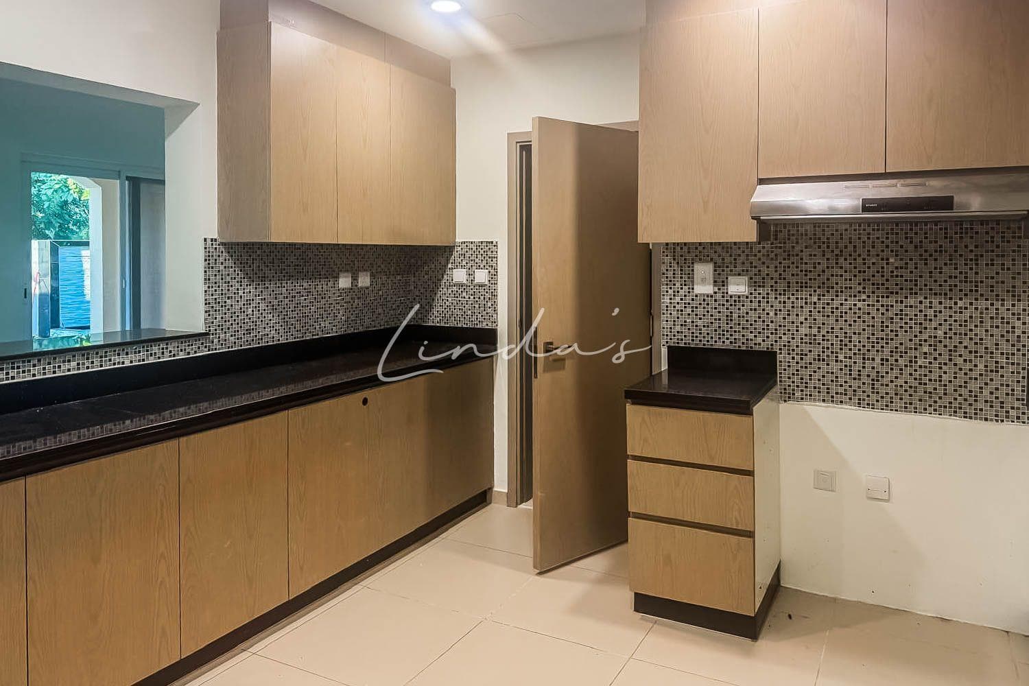 Premium location | Rare unit |Immaculate condition