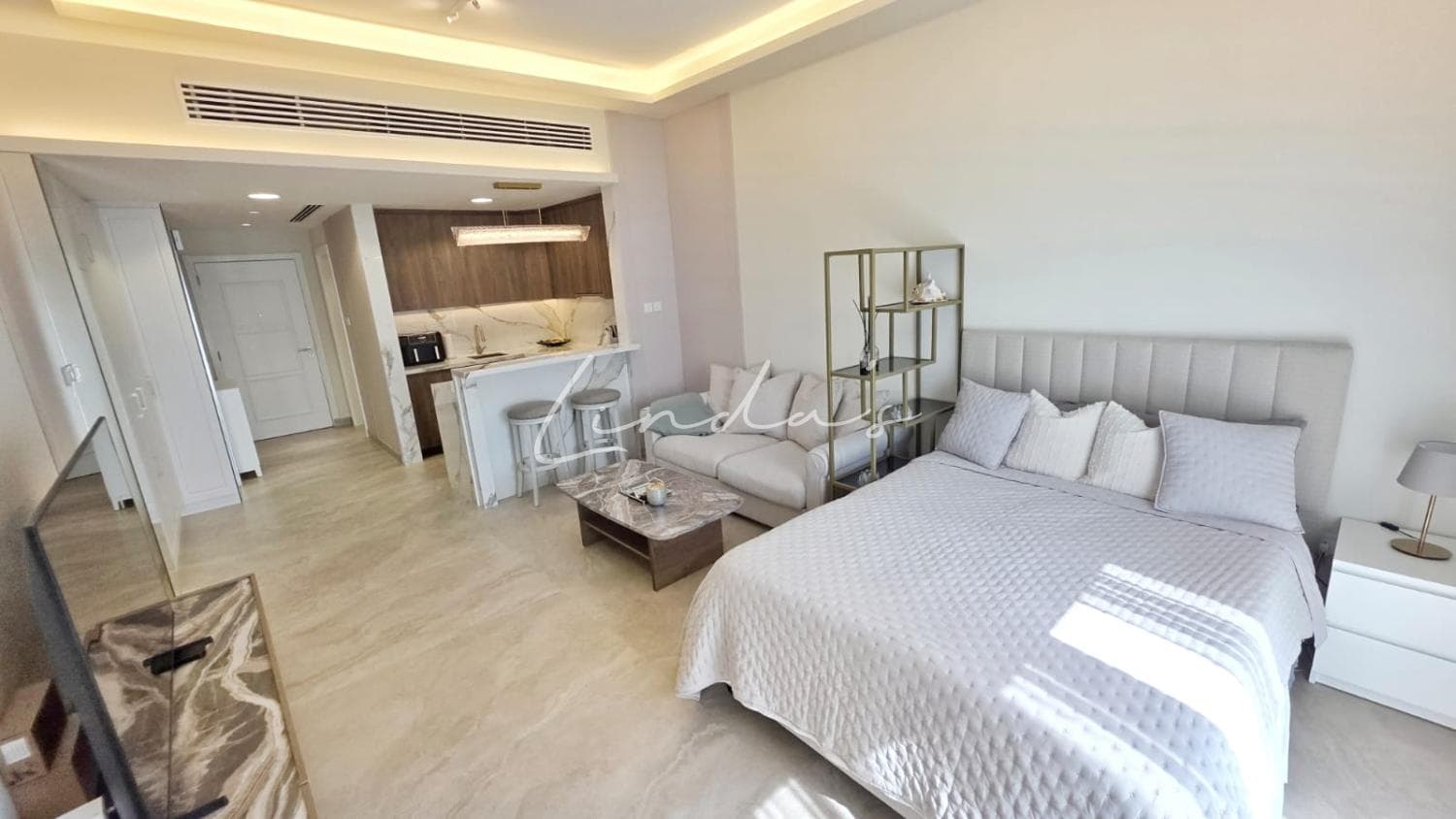 Furnished | Mid Floor | Landmark View