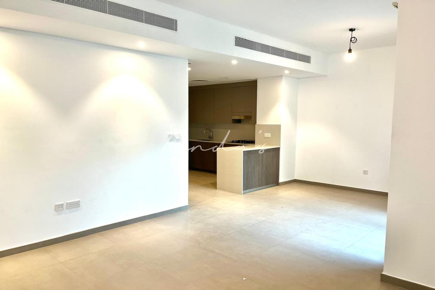 Prime Location | Close to amenities | Quiet Spot