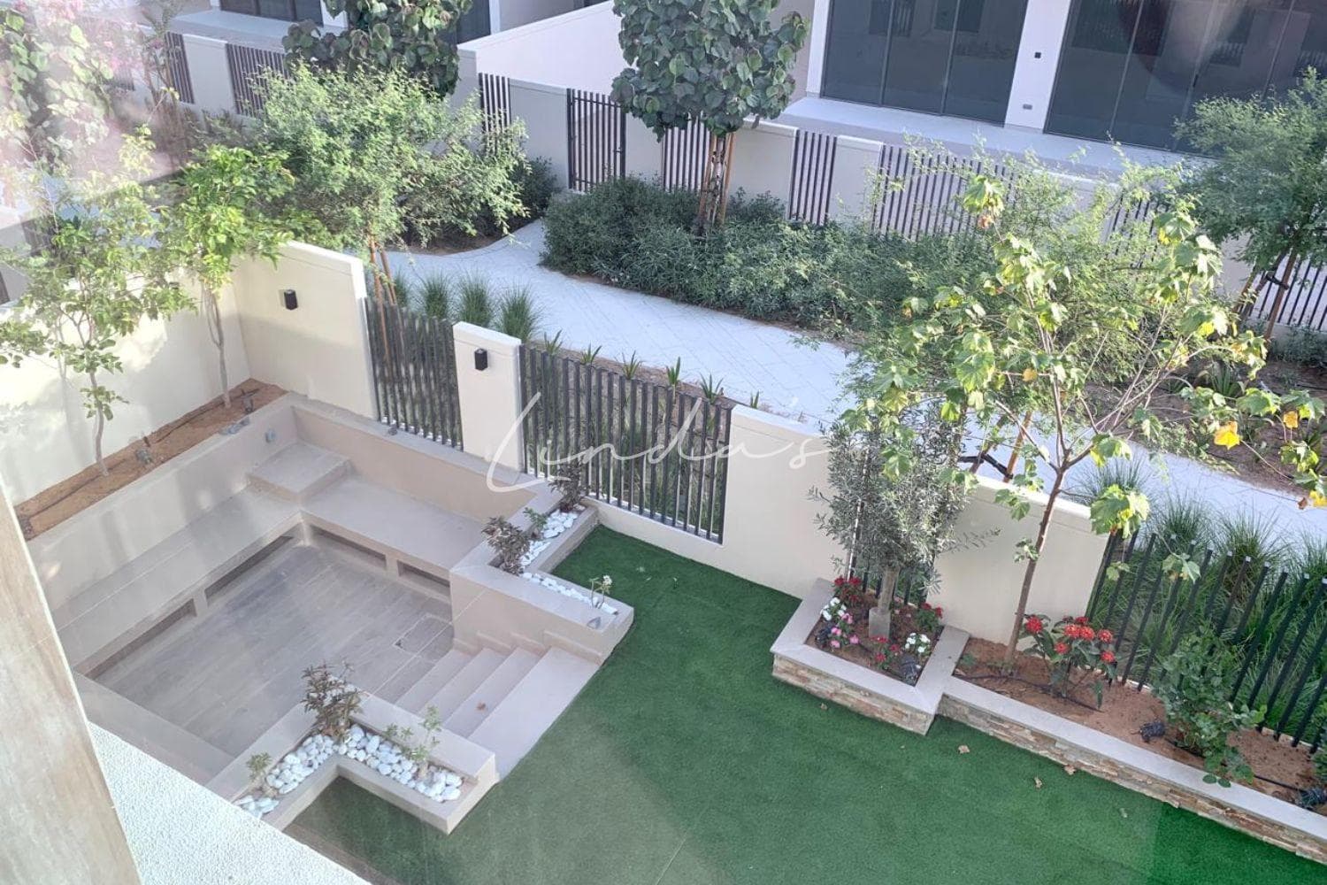 Upgraded | Extended | Location Close to Amenities