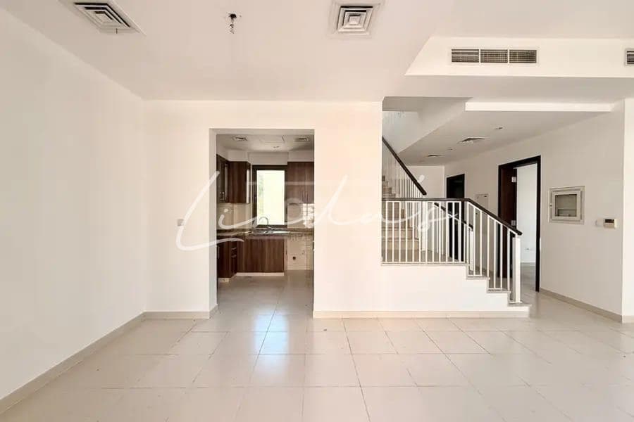 Spacious Layout | Close to DBS school |Vacant soon