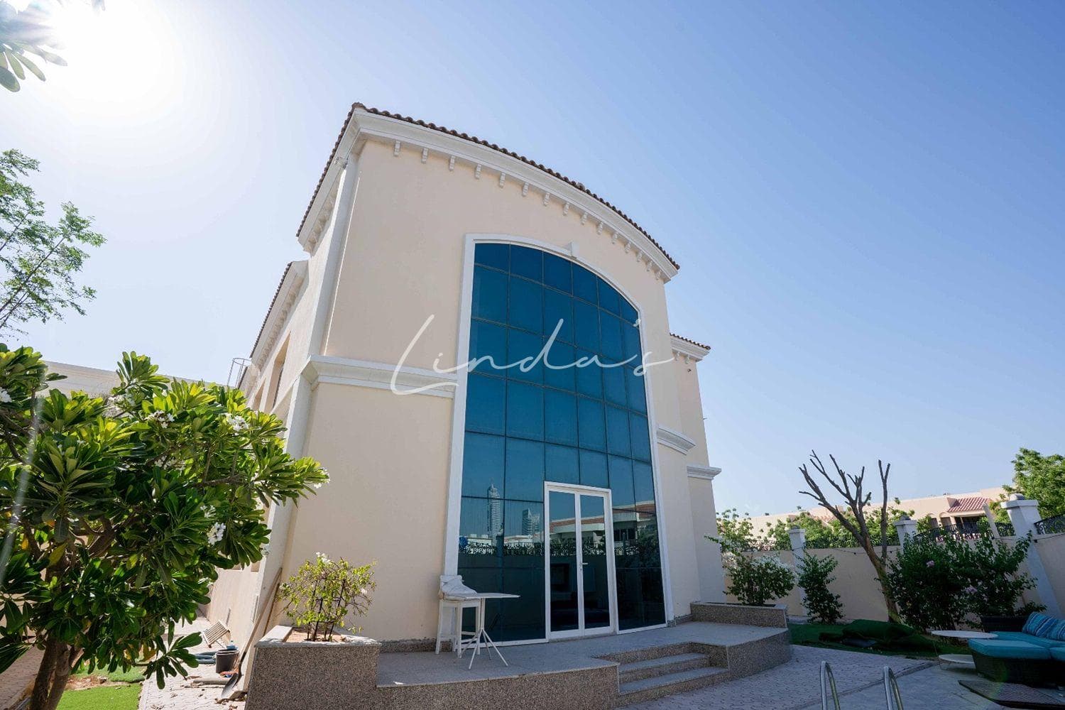 Prime Location | Skyline View | Private Pool