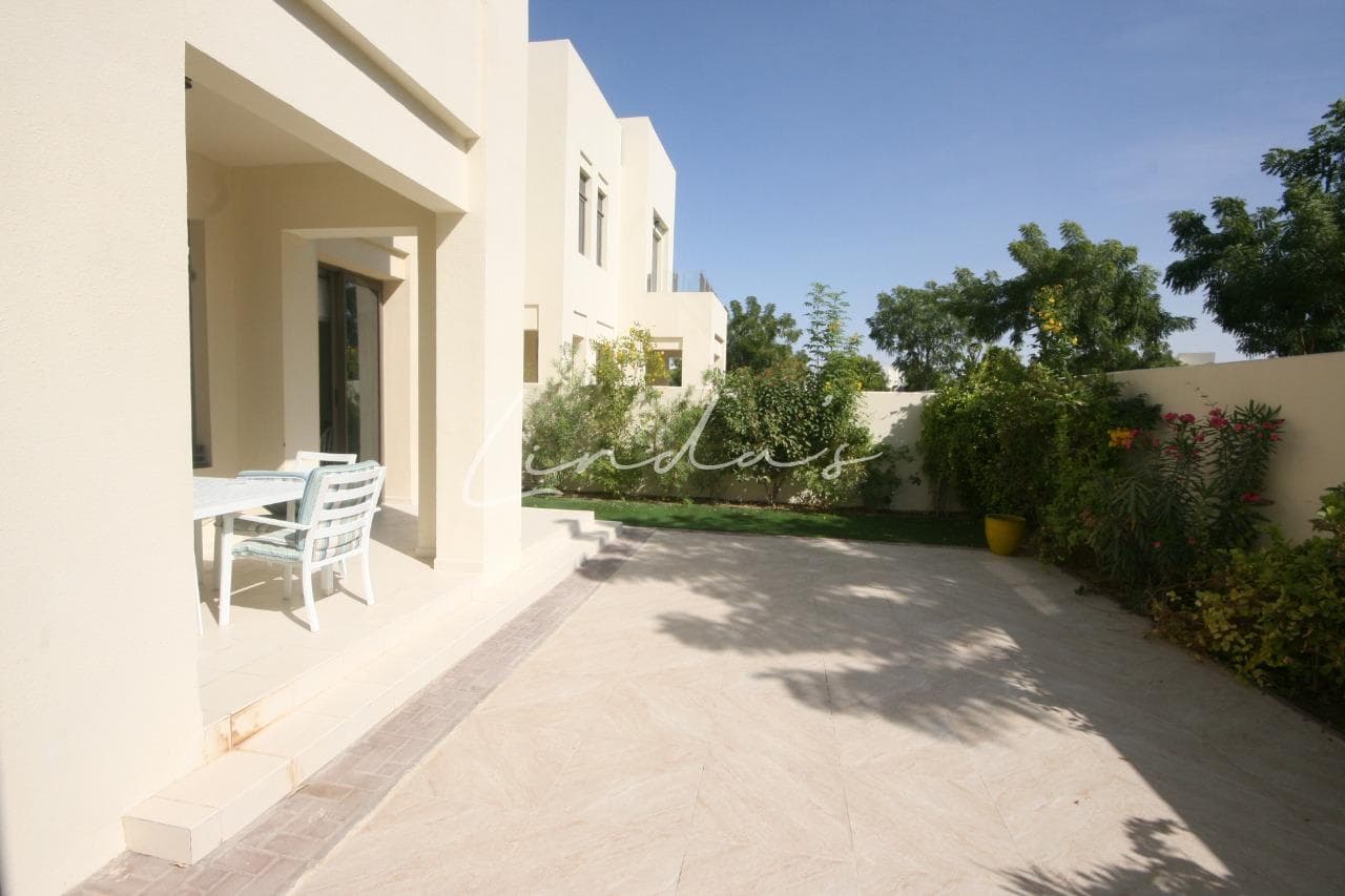 Spacious 3BR+ Maids room Villa | Fully Furnished