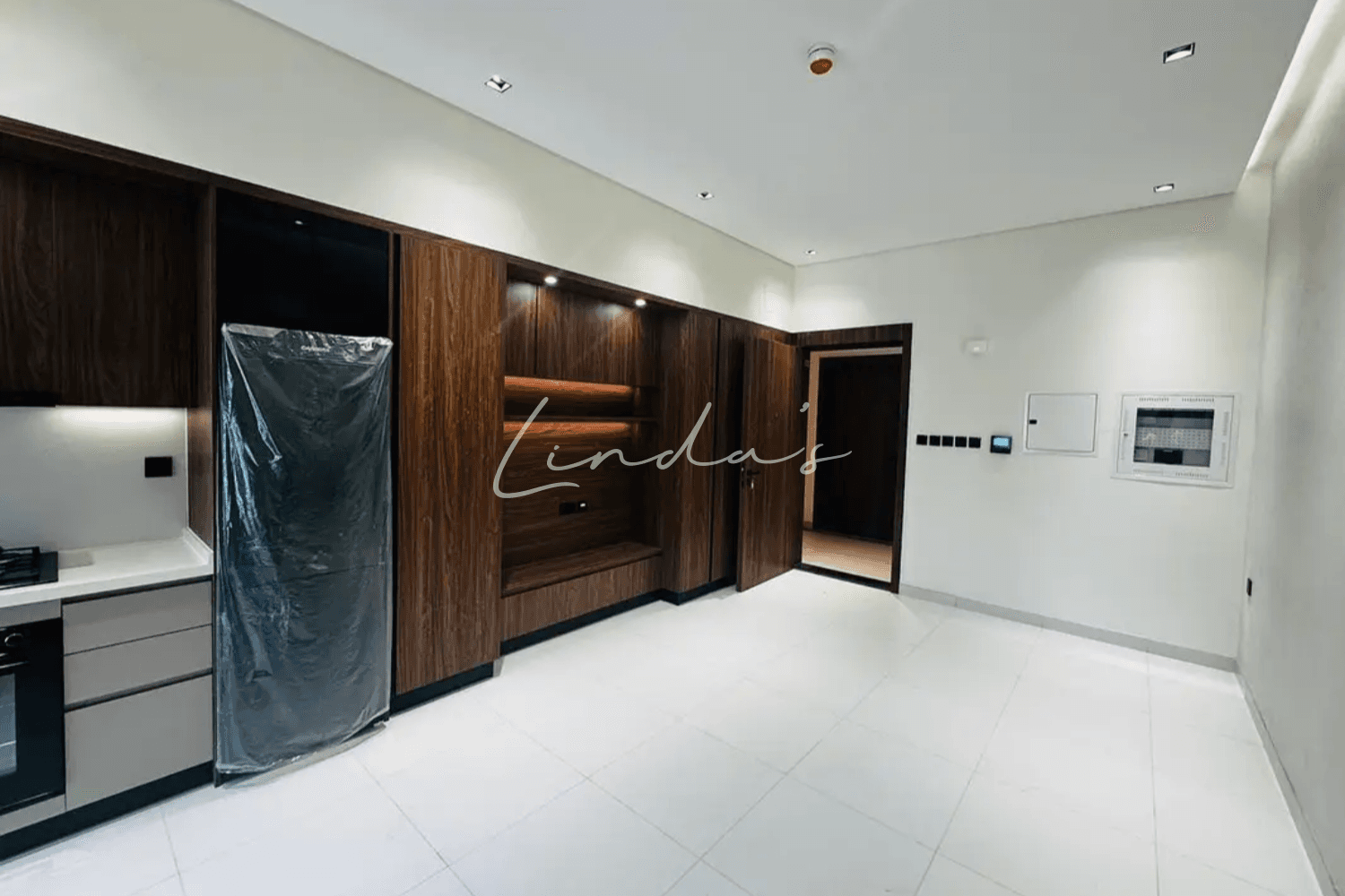 Brand New | Prime Location |With Kitchen Appliance