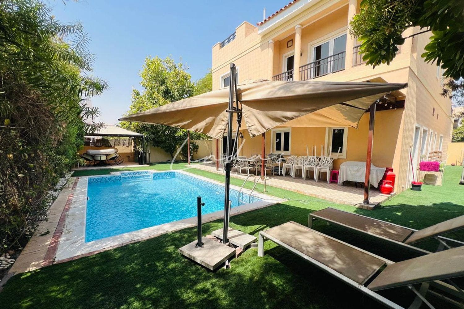 Family Home | Private Pool & Garden | Serene