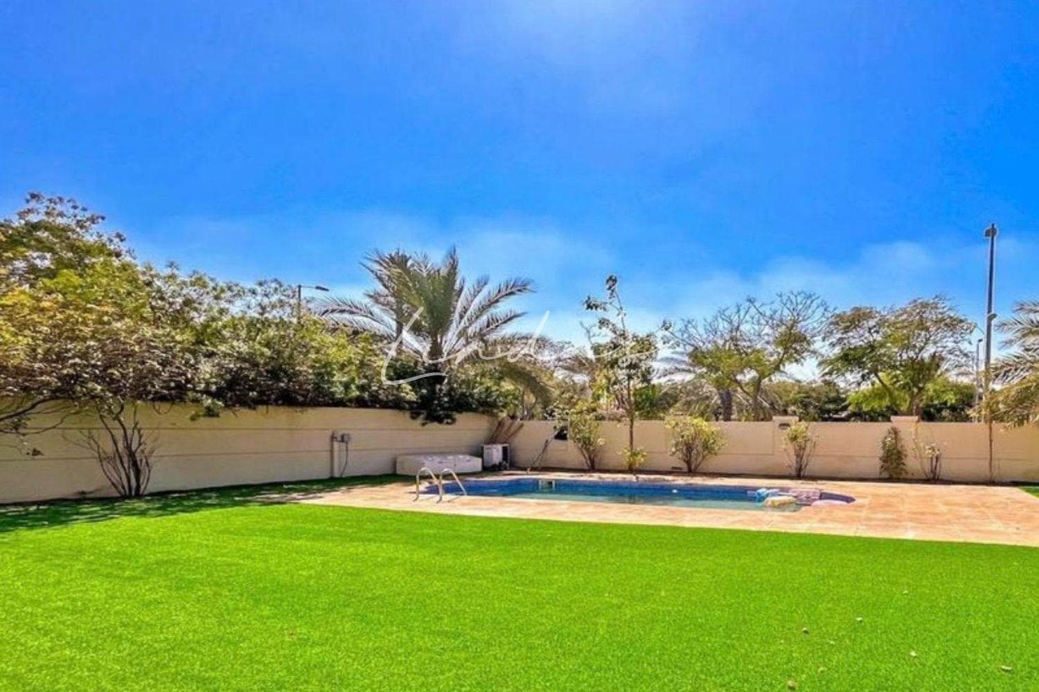 Large Plot I Quiet Location I Well Maintained