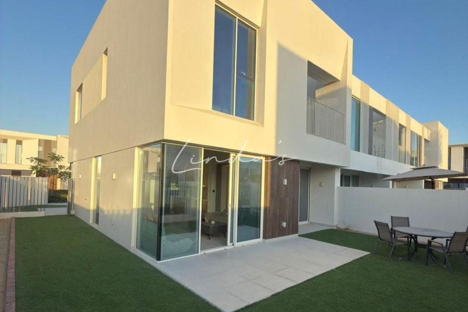 Elegant 4-Bedroom Townhouse | Huge Plot | HO Soon